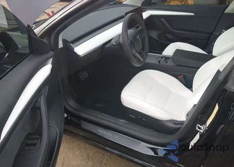 2023 Tesla Model 3 Rear-Wheel Drive z USA, uszkodzony, nr VIN 5YJ3E1EA9PF629032